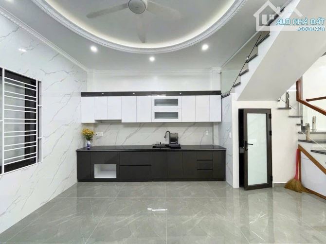 Bán nhà 4 tầng khu TDC Sao Sáng 618 Ngô Gia Tự 55m2, giá 7,8 tỷ - 1