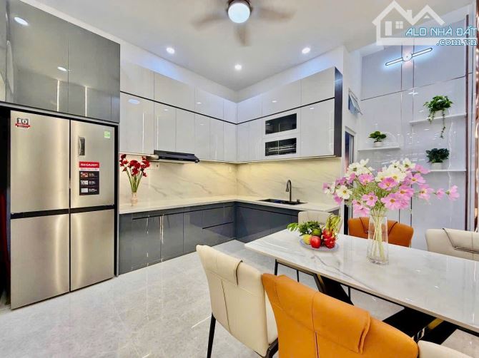 4❌13m, BÁN NHÀ 4 TẦNG, HẺM XE HƠI 7M, SÁT MT LÊ VĂN THỌ, P9 GÒ VẤP, 8 TỶ HƠN - 1