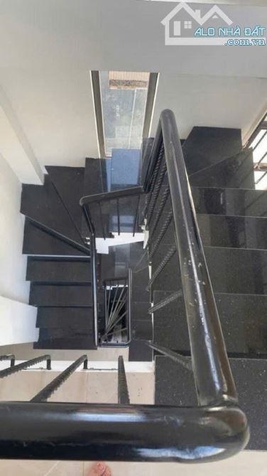 BÁN CCMN CỰ LỘC THANH XUÂN 18 P KHÉP KÍN DT 87M 7T MT7 15TỶ - 1