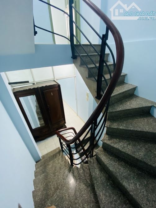 Bán nhà nhỏ xinh Lý Chính Thắng Q.3, 5 tầng, sổ vuông A4, nhỉnh 4 tỷ - 1