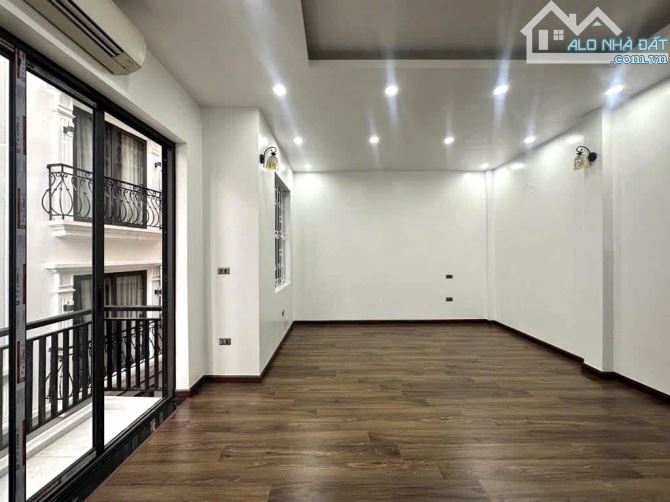 Anh Trung đang cần bán nhà 50m,5t tại Phùng Hưng,Hà Đông,t/máy, ô tô đỗ cửa chỉ 10t - 1