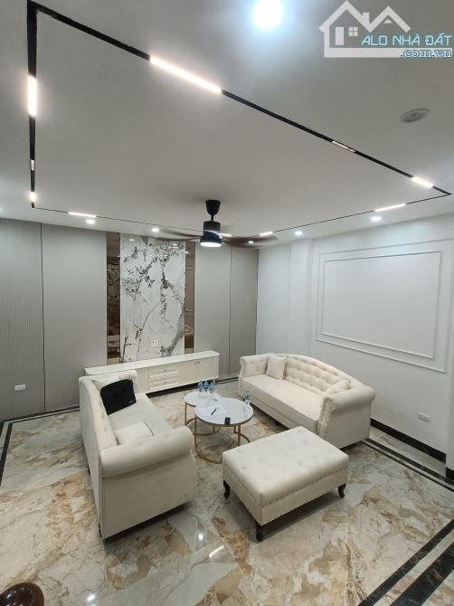 BÁN NHÀ 35M, 6 TẦNG THANG MÁY  MINH KHAI GIÁ CHỈ 9,8TY, TẶNG FULL NỘI THẤT - 1