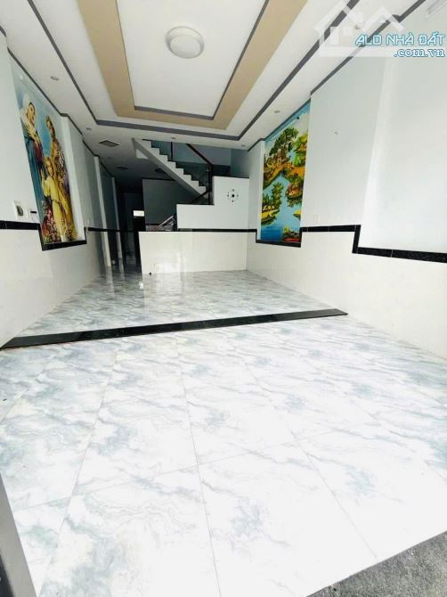 Bán nhà 1 Trệt 1 lầu 120m2 thổ cư đường ô tô (X.Thạnh Phú) chỉ 2,150 tỉ - 1