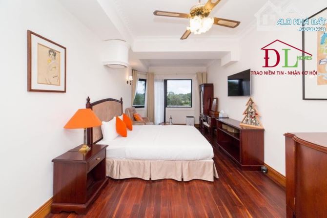 Bán biệt thự Đà Lạt, đường Đinh Tiên Hoàng view Đồi Cù,khuôn viên 1400m2, giá 230 tỷ #1471 - 1