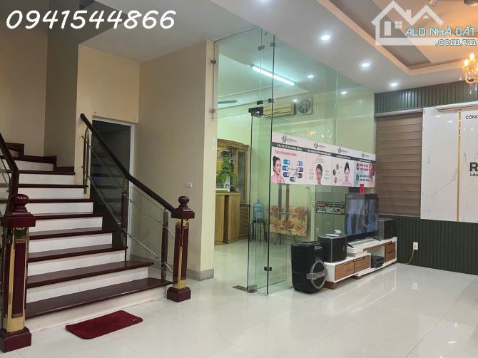 Siêu phẩm nhà đẹp 3 tầng 4PN + 5 WC phường Tích Lương ( Trung Thành Cũ) , Thái Nguyên - 1
