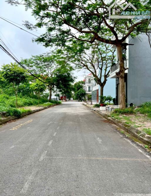 🔥🔥🔥 BÁN LÔ GÓC 2 MẶT TIỀN – 73m² VỊ TRÍ SIÊU ĐẸP 🔥🔥🔥 - 1
