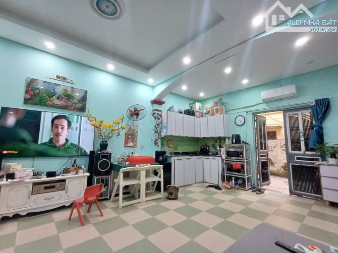MẢNG ĐẤT VANG CÒN SÓT LẠI CỦA ĐỐNG ĐA, ĐỂ XÂY CCMN SIÊU ĐẸP, NHÀ 3 THOÁNG, NỞ HẬU - 1