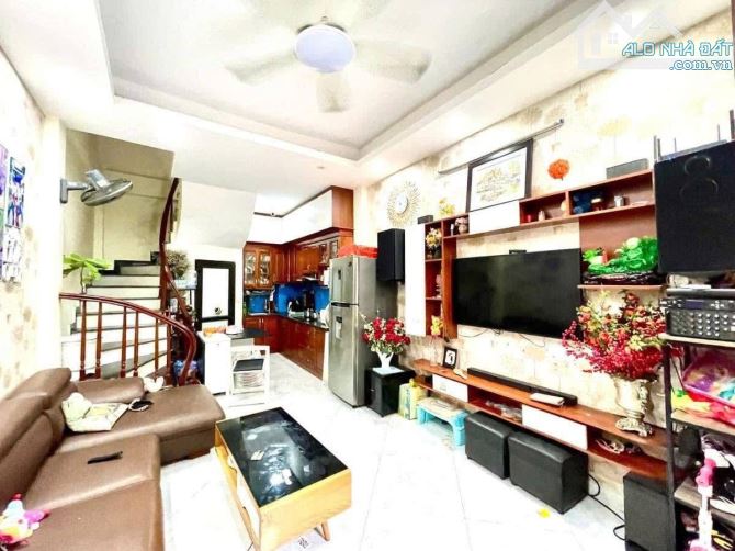 BÁN NHÀ AN DƯƠNG VƯƠNG 53M X 5 TẦNG, DÂN XÂY MỚI ĐẸP, NGÕ THÔNG PHÚ XÁ, CHỈ 9.8 TỶ - 1