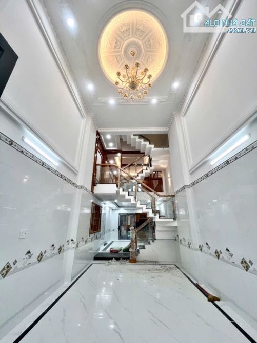 5 TẦNG- SÁT BỆNH VIỆN BÌNH TÂN- HƯƠNG LỘ 2- BÌNH TRỊ ĐÔNG A BÌNH TÂN DT: 4*17.5M- 7 TỶ 3 - 1