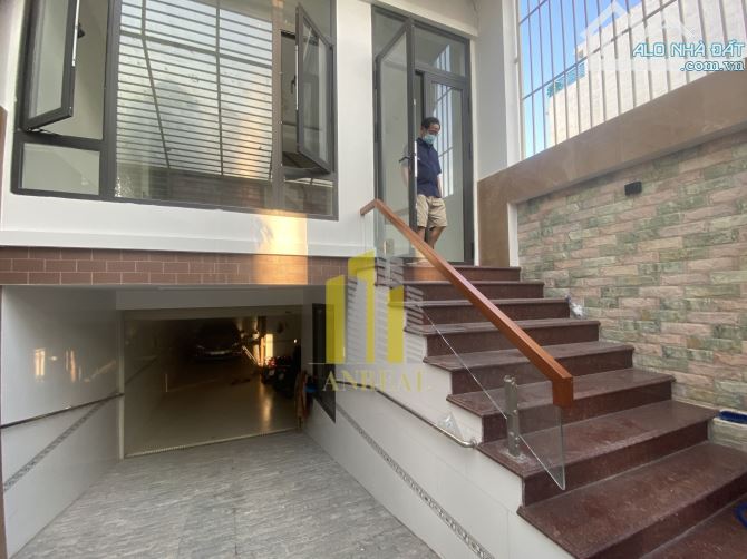 Cho Thuê Nguyên Căn KHU AN PHÚ - Hầm 3 Lầu có thang máy giá 38 triệu - 1