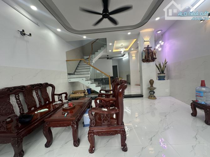 Bán nhà 2 tầng mặt tiền đường cây da xề gần siêu thị go dt 114m2 - 1