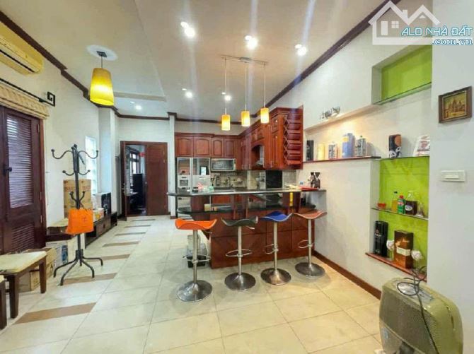 Giá siêu rẻ! Cần bán gấp nhà phân lô Đầm Trấu - Nhà cực đẹp,Ô tô đỗ cửa,DT 112m2, 25.5 tỷ - 1