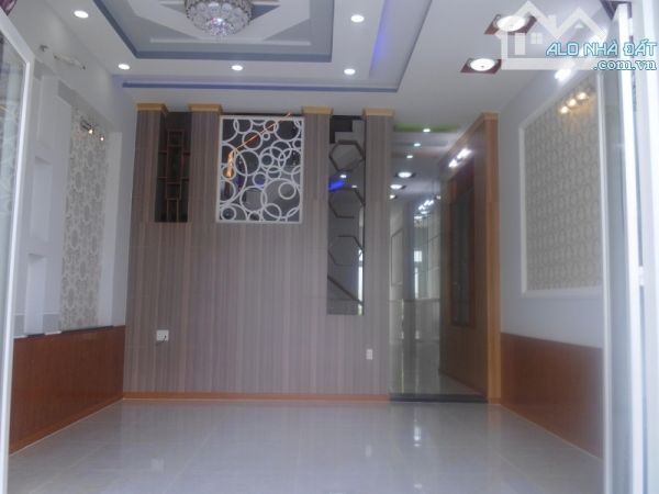 Nhà 1 tỷ 680 ngay sát mặt tiền Tỉnh Lộ 10 cách AEon Mall 1km, DT: 3,8x10m (2PN) - 1