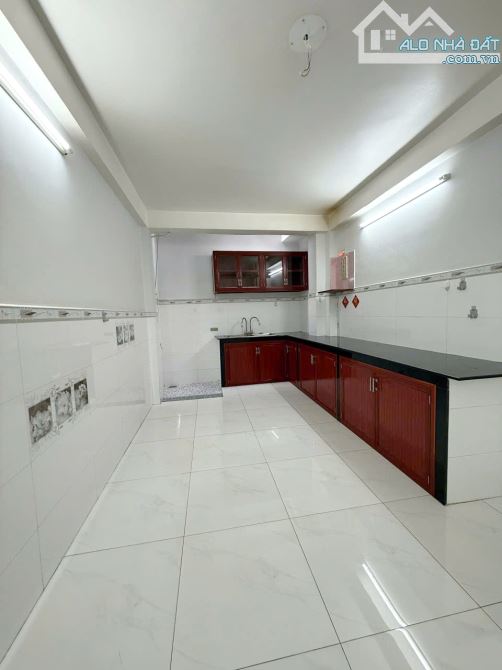 Nhà Bán hẻm thông xe Tải đậu sát nhà Đường Nguyễn Duy P10 Q8 - 1