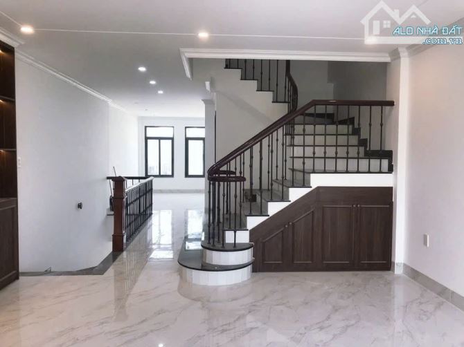 CHO THUÊ NGUYÊN CĂN 4 TẦNG  SHOPHOUSE ECO GARDEN - 1