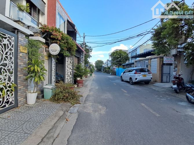 Căn duy nhất tại Hòa Mỹ 9 nhà 3 tầng kiên cố dòng tiền có sẵn - 1
