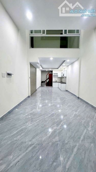 BÁN  NHÀ LÔ GÓC HAI MẶT TIỀN 2 TẦNG TRẦN THỊ DO HIỆP THÀNH QUẬN 12 SHR GIÁ CHỈ 4,8 TỶ - 1