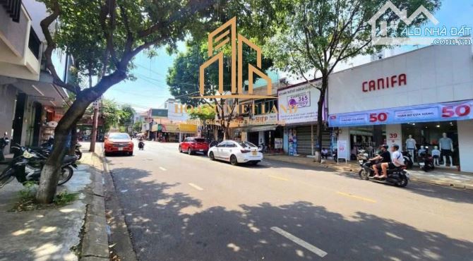 Bán nhà mặt tiền đầu đường Nguyễn Thị Minh Khai 💛💛DT: 4,9x21💛Giá 10,7tỷ - 1