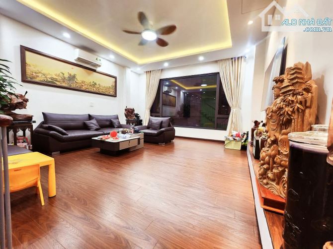Bán nhà phân lô Thanh Bình - Hà Đông - Vỉa hè -  Oto tránh - Kinh doanh - 19 tỷ - 1