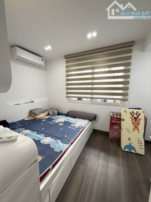Bán căn nhà tập thể phương mai TT đống đa lô góc hai thoáng đẹp như chung cư ô tô đỗ cửa - 1