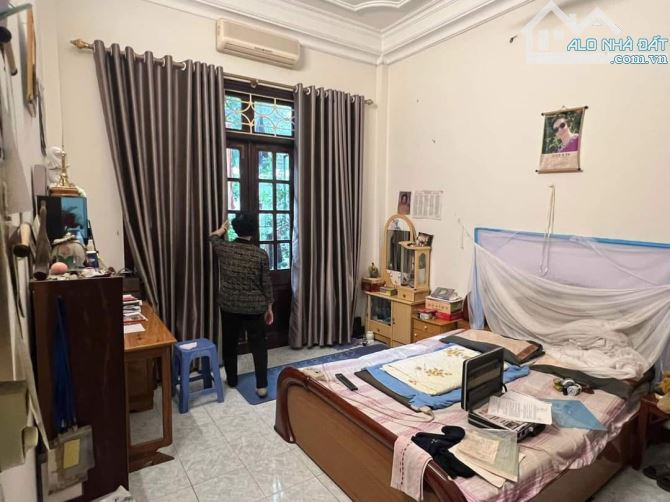 Bán nhà Nghĩa Đô-Hoàng Quốc Việt lô góc 3 thoáng ôtô tránh mặt tiền hơn 5m 66m2 nhỉnh 18T - 1