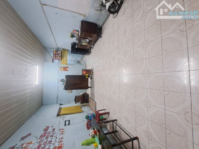 BÁN NHÀ LÔ GÓC 2 MẶT TIỀN HẺM Nguyễn Văn Quá  ĐÔNG HƯNG THUẬN QUẬN 12, DT 139M² (5.5× 23), - 1