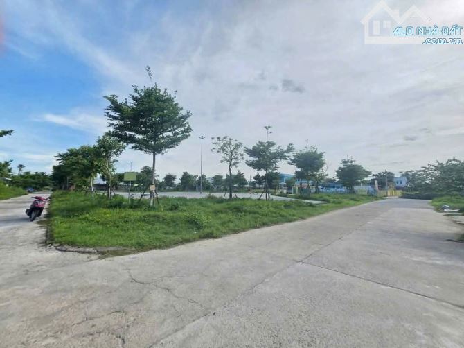 📌📌📌LÀM VIỆC TRỰC TIẾP GIÁ TỐT !!! 💥 bán lô đất kiệt bê tông Hòa Quý - 1