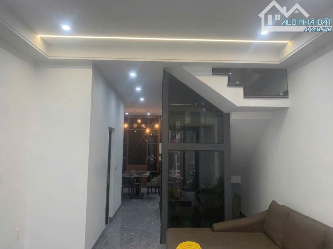 Bán nhà 5 tầng 2 mặt thoáng ô tô đỗ cửa tại An Đà - Ngô Quyền - 1