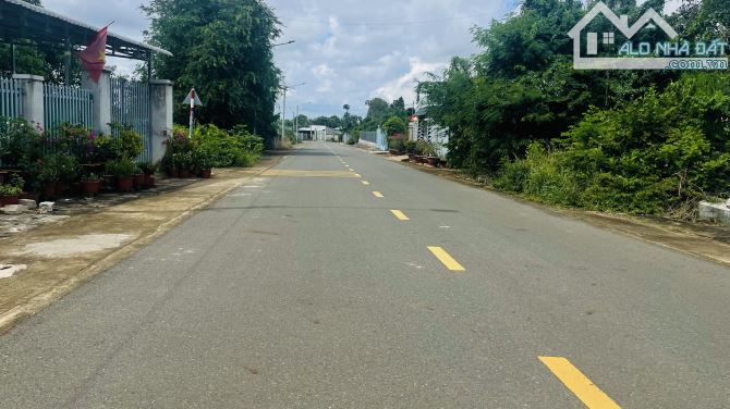 💥 SIÊU VỊ TRÍ – TRUNG TÂM THỊ TRẤN ĐẤT ĐỎ 📍 Mặt tiền đường Phạm Văn Hy – Xã Đ - 1