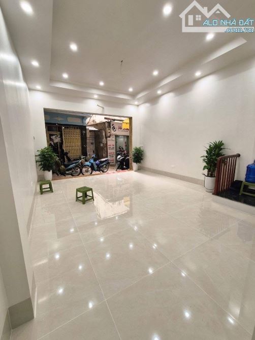 Quan Thổ 3 - Đống Đa 40/45m x 6 tầng, mặt tiền 4.8m, giá 17.3 tỷ thương lượng - 1