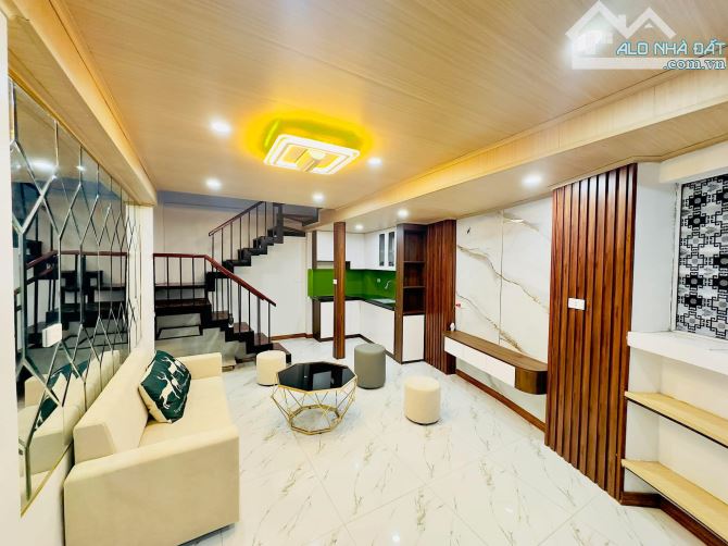 BÁN NHÀ PHÚ DIỄN 40M - 5 TẦNG - MT 4M - GIÁ NHỈNH 6 TỶ - NHÀ MỚI - FULL NỘI THẤT - 1