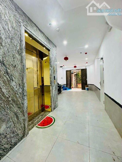 Bán tòa Aparment – CHDV phố Láng Hạ Dòng Tiền 9 Tầng Thang máy, Ô tô tránh DT 110m 50 tỷ - 1
