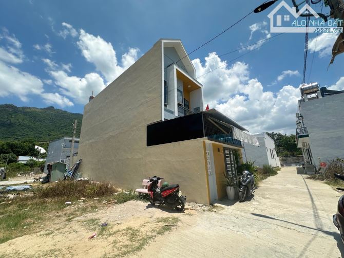 Bán nhà đẹp gần KDL Trăm Trứng và Hồ Kênh Hạ, Phước Đồng, Nha Trang - 1