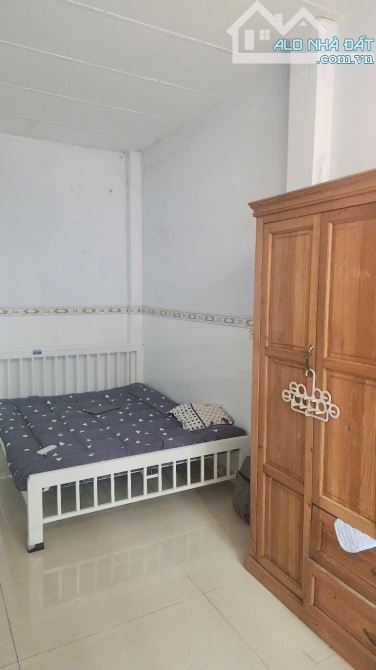 BÁN GẤP CHDV 5 PHÒNG KHÉP KÍN - ĐƯỜNG XÓM CHIẾU Q4 - 3 TẦNG - NGANG 7.5m - CHỈ 5.5 TỶ - 1