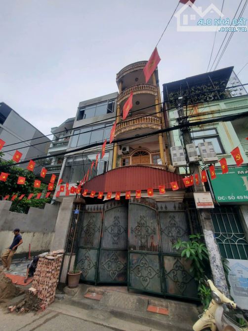 Bán nhà Hoa Lâm,Việt Hưng 4 tầng,77m,mt4.5m oto tránh nhỉnh 15 tỷ - 1
