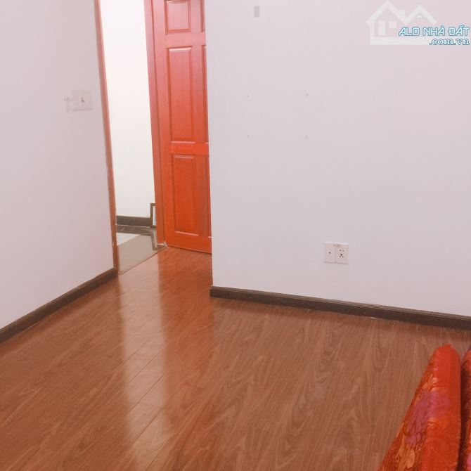 SÁT MẶT TIỀN, BÁN NHÀ BÌNH THẠNH - HẺM 5m NGUYỄN XÍ,GẦN VINCOM PLAZA 5 TẦNG,8PN 30tr/th - 12