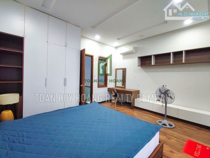 Nhà 4 tầng, 5 phòng ngủ, khu Nam Việt Á - B467 - 12