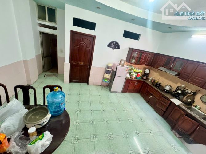Bán gấp nhà Biệt thự sân vườn 123m2 hẻm xe hơi Phan Huy Ích Gò Vấp chỉ 8 tỷ 600 TL - 12