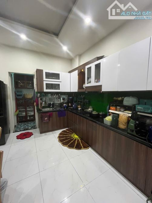 NHÀ 7 TẦNG - GẦN LOTTE MART - P.TÂN HƯNG, QUẬN 7 - DT: 62m2 (4m x 16m) - CHỉ: 7,X Tỷ - 15