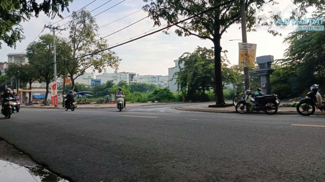 Giá giảm còn 4 tỷ 380. Bán đất tđc Quang Vinh-P. Trấn Biên-ĐN. Sổ sẵn. Đường 8m. 5x20m. - 2