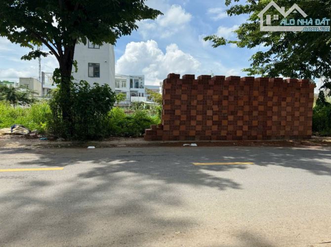 Bán lô đất gần trường Nguyễn Bỉnh Khiêm, Quang Vinh, Biên Hòa, 100m2, giá 4 tỷ 380. - 2