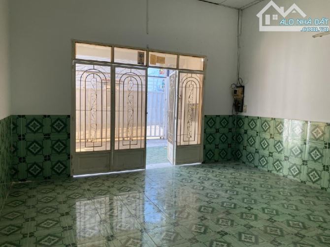 NHÀ ĐẸP(7x18), OTO ĐỖ CỬA, CẠNH BÊN CẦU LONG KIỂN, NHÀ BÈ, CHỈ 3,4T - 2