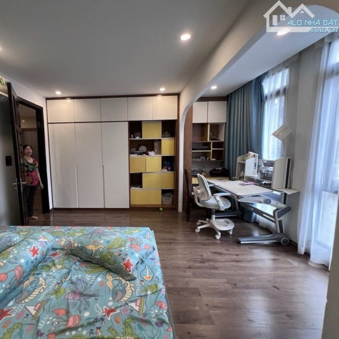 HOÀNG CẦU ĐỐNG ĐA, BÁN NHÀ 70M 7 TẦNG, THANG MÁY, Ô TÔ VÀO NHÀ - 2