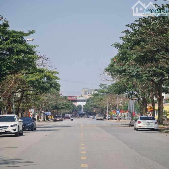 Bán gấp lô đất 61m2 ngay cạnh trục chính tđc Trâu Quỳ, Gia Lâm, Hà Nội. Lh - 2