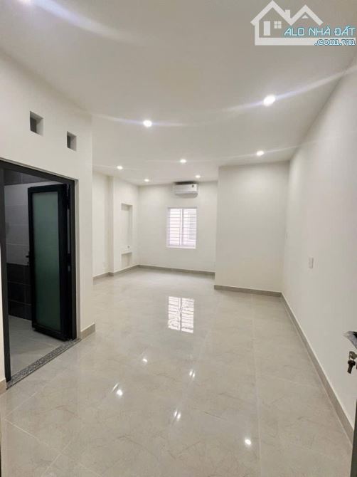 ⭐️⭐️ Nhà SHR 3 tầng HXH 84m2 – Bùi Quang Là Gò Vấp - 2