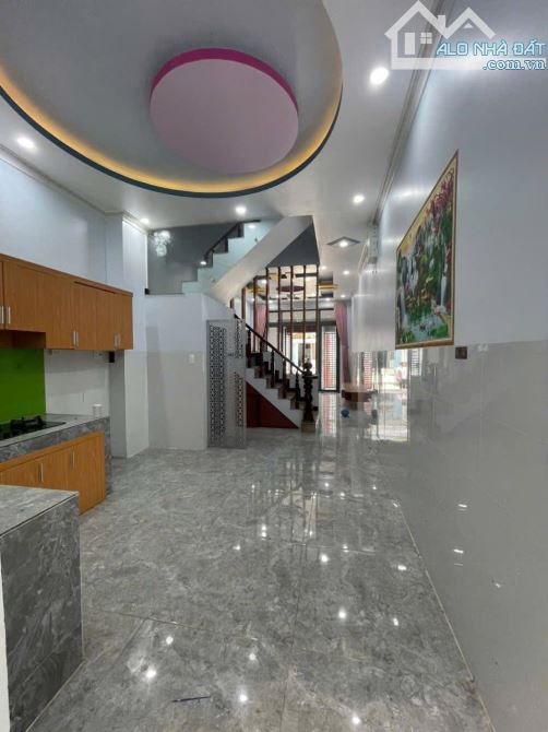 CHỦ GỬI BÁN NHÀ 1 TRỆT 1 LÀU PHƯỜNG BIÊN HOÀ( hoá an củ). DT: 4x15=60M2. GIÁ: 3TỶ2 - 2