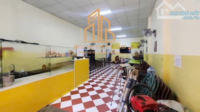 Bán nhà mặt tiền đầu đường Nguyễn Thị Minh Khai 💛💛 - 2