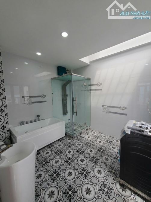 Bán nhà Nguyễn Văn Khối , ngay Làng Hoa , 4x16m , HXH , nhỉnh 5 tỷ - 2