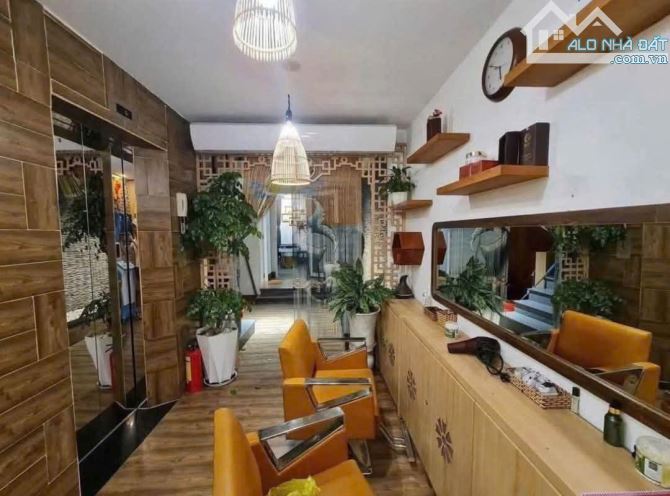 Bán nhà 6 tầng mặt tiền đường Trần Bình Trọng - Tp Nha Trang - 2