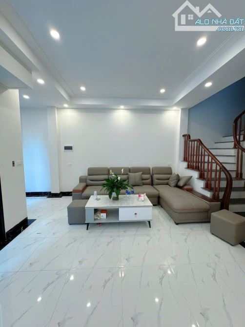 Siêu phẩm phố Sài Đồng,  ngõ ô tô, nhà 6 tầng thang máy, 2 mặt tiền thoáng sáng, giá nhỉnh - 2